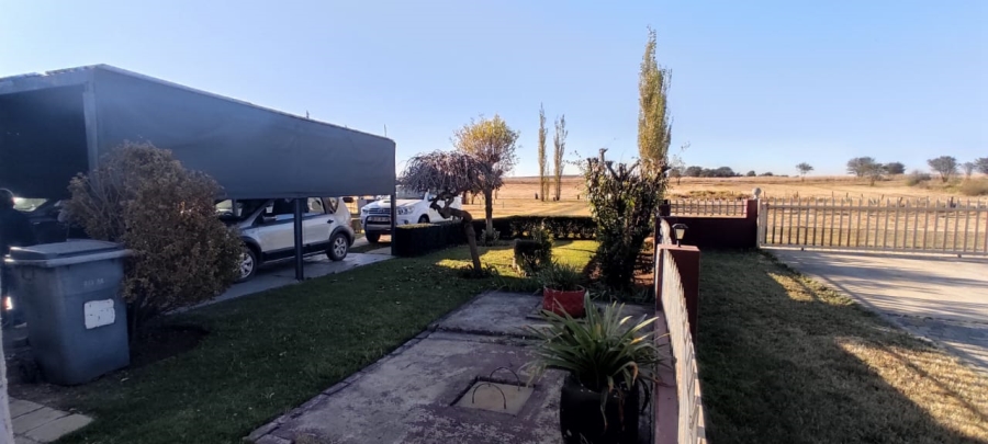 2 Bedroom Property for Sale in Mullersrust Free State